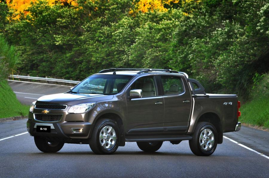  Chevrolet S10 4x4 Double Cab 2012 года  (фото 9 из 17)